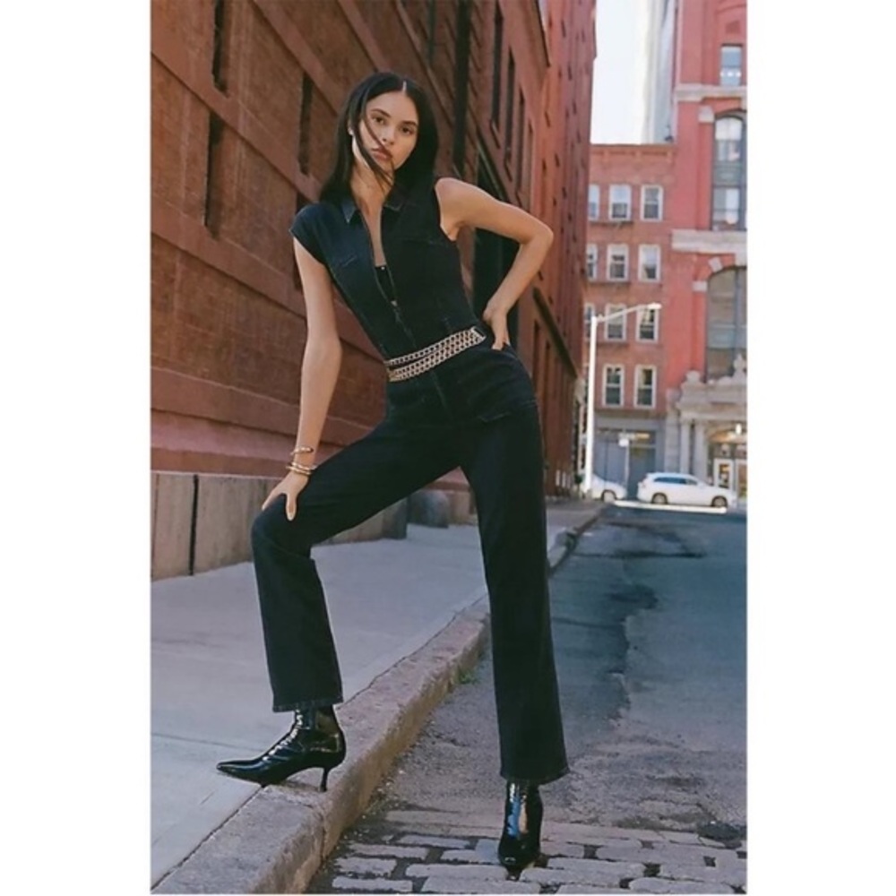 Paige Jumpsuit Jett Belted Cap Sleeve in Dove Washed Black